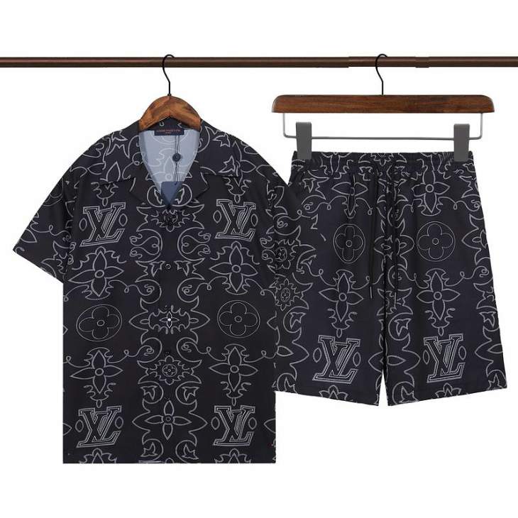 Picture of LV Shirt Pant Suits _SKULVM-3XLystrK11023342